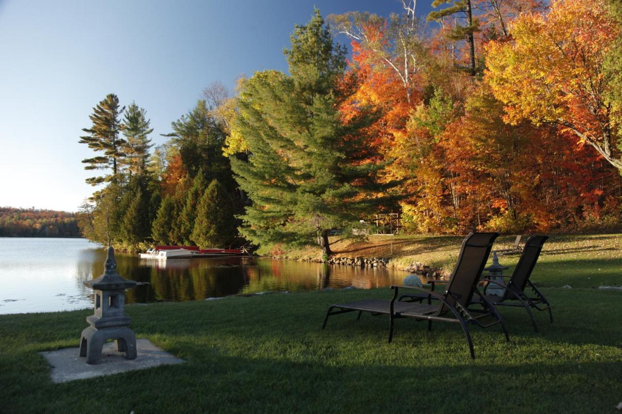 Hotel Et Centre De Villegiature Lac Carling Grenville-Sur-La-Rouge Ngoại thất bức ảnh