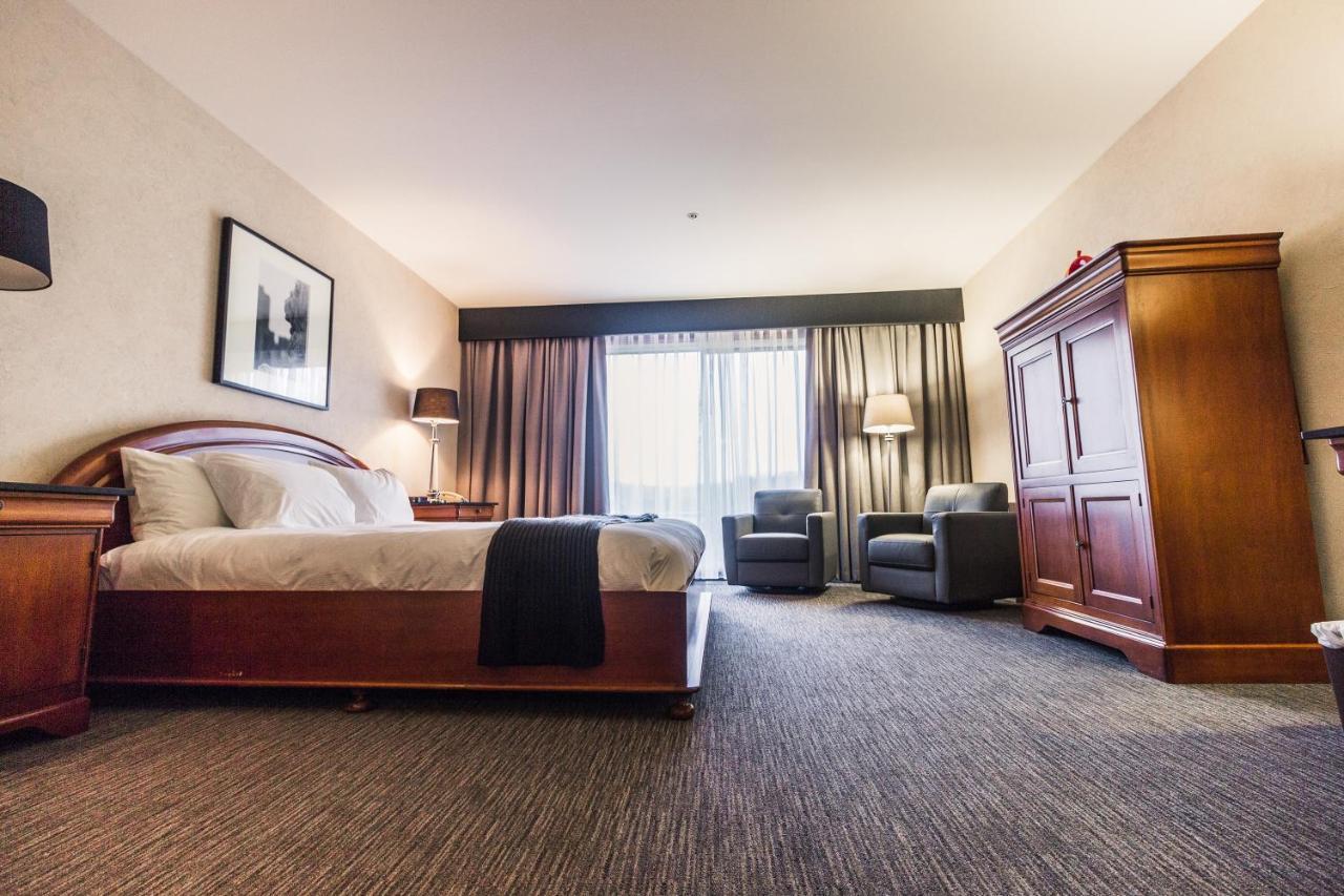 Hotel Et Centre De Villegiature Lac Carling Grenville-Sur-La-Rouge Ngoại thất bức ảnh