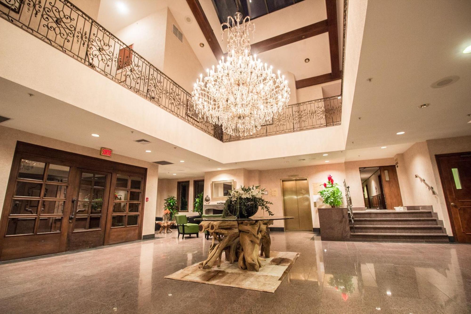 Hotel Et Centre De Villegiature Lac Carling Grenville-Sur-La-Rouge Ngoại thất bức ảnh